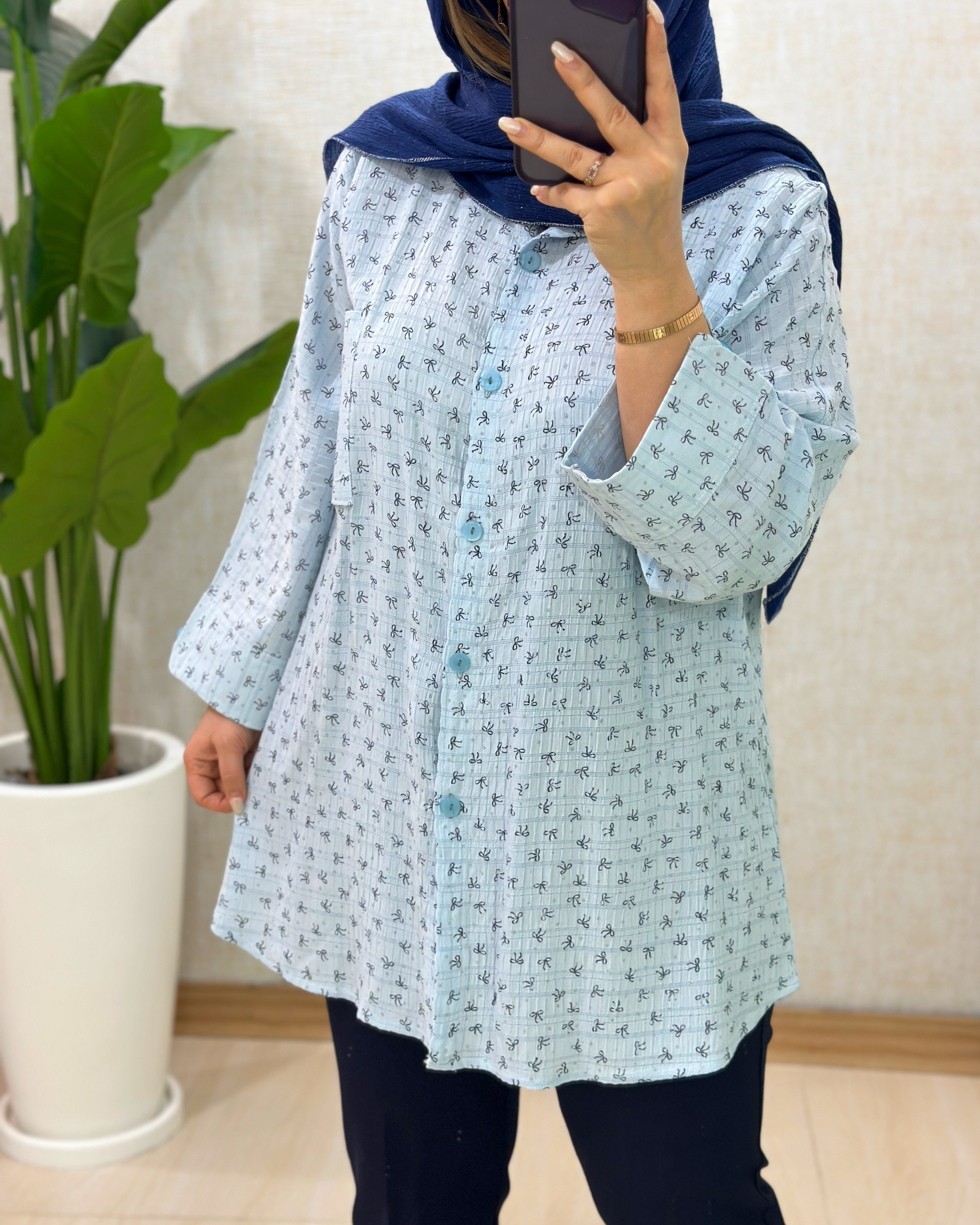 C388- مانتو کارل